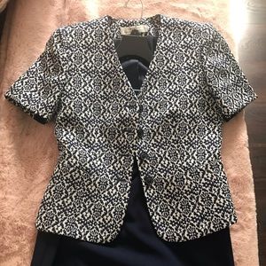 Tahari Women’s skirt suit